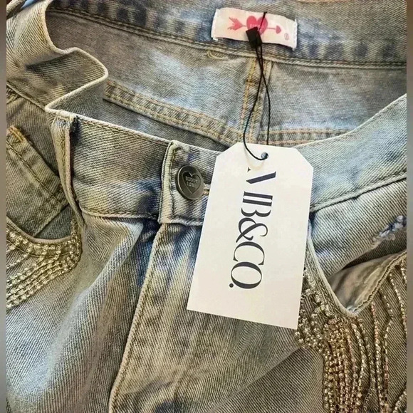 NWT Buddy Love ELVIS CRYSTAL FRINGE DENIM SHORTS - LIGHT WASH Size Small - Picture 12 of 13